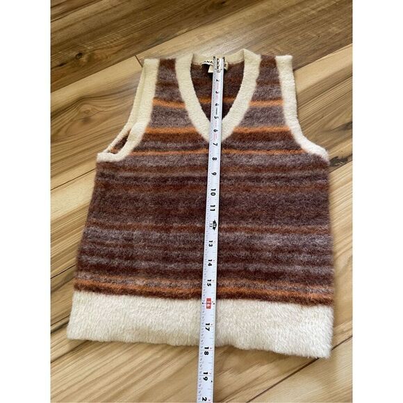 JANABELLE Colorful  Fuzzy sweater-vest S - Picture 6 of 6
